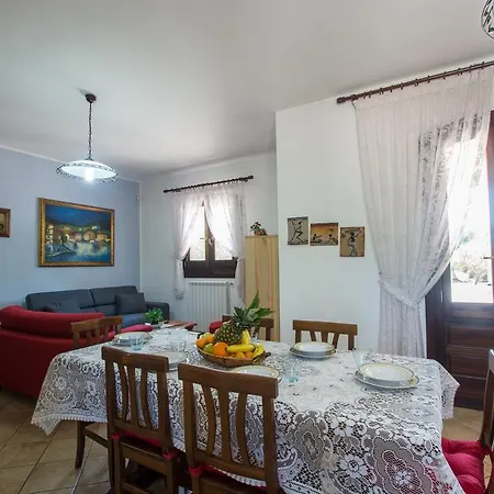 Altalena Villa *